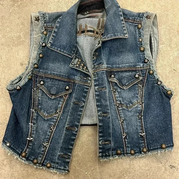 Armani Exchange cropped western studded star denim vest - Picture 2 of 6